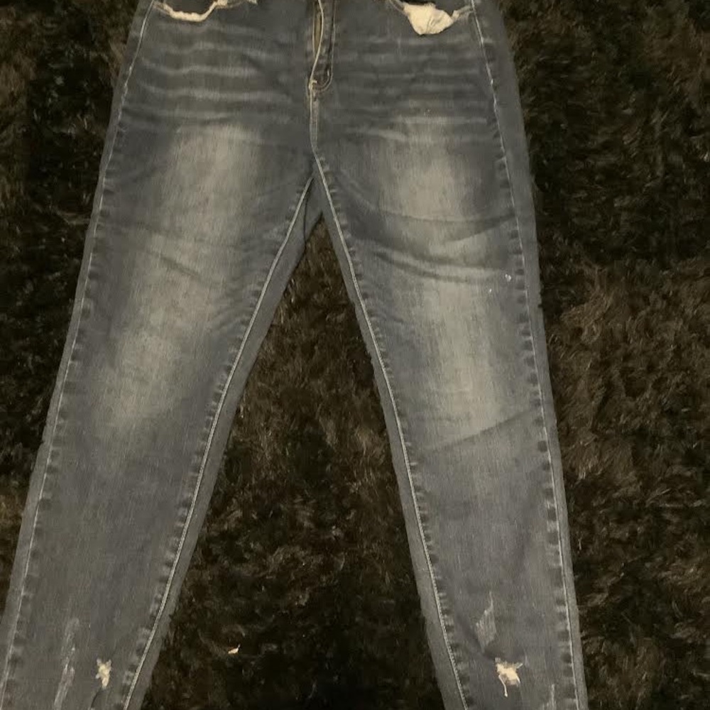 Kancan size 15 barley worn